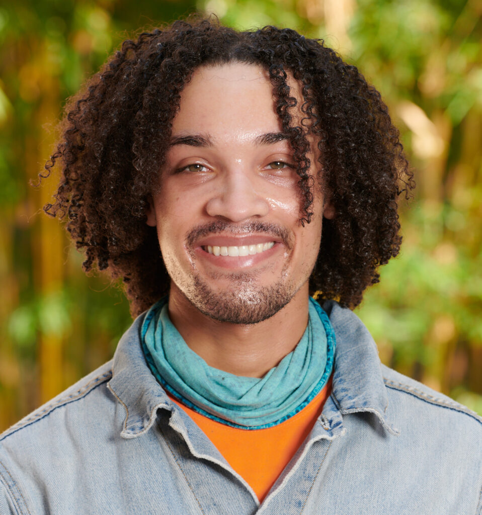Congratulations to Isaias Roberson on Receiving an MBIDP Teaching Excellence Award